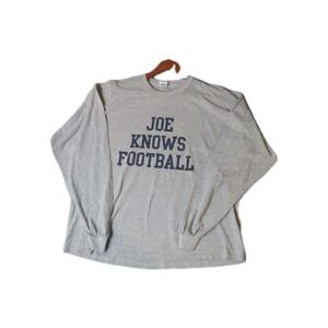 Pre-owned Gray Joe Knows Football Long Sleeve Shirt Size 2XL (Gildan Brand)